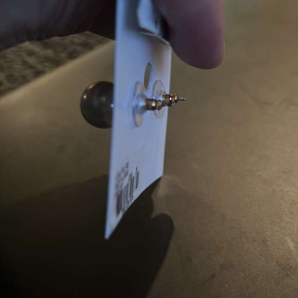 Charter Club big pearl earrings - Picture 4 of 5